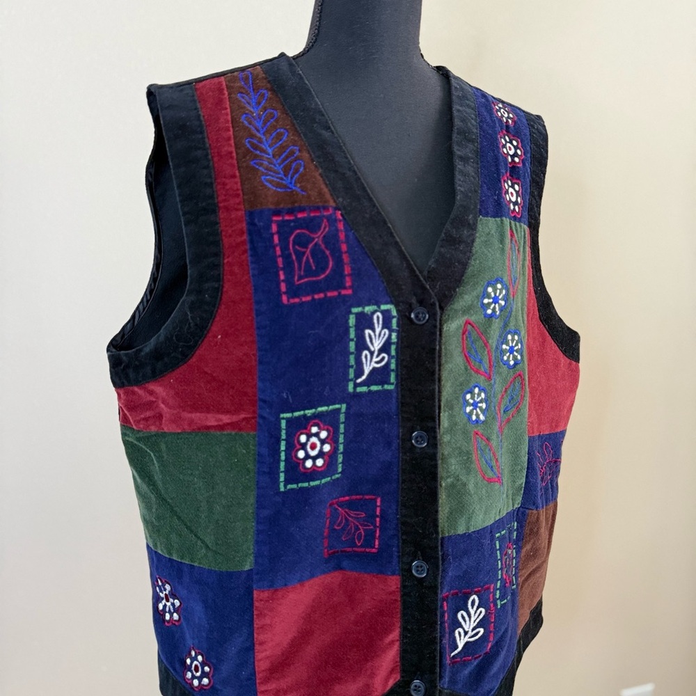 Vintage Blair Patchwork Embroidered Velvet Vest Folk Art Size L 90s